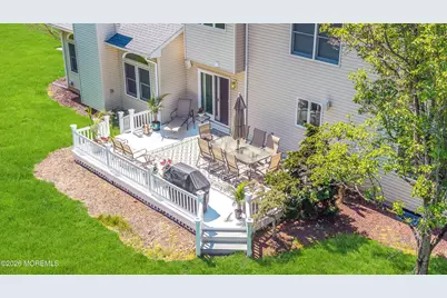 7 Seaman Road, Freehold, NJ 07728 - Photo 10