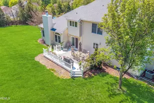 7 Seaman Rd, Freehold, NJ 07728 - Photo 10
