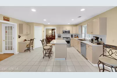 7 Seaman Road, Freehold, NJ 07728 - Photo 32