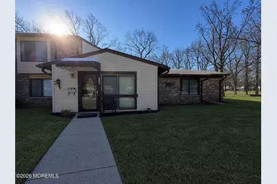 134 Amberly Drive #E, Manalapan Township, NJ 07726 - Photo 1