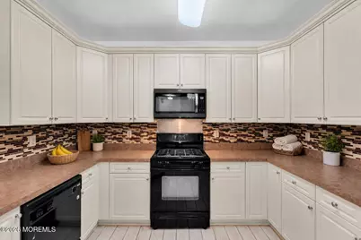 414 Sloan Court, Matawan, NJ 07747 - Photo 18