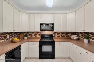 414 Sloan Ct, Matawan, NJ 07747 - Photo 18