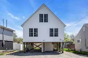 318 Elizabeth Ave, Toms River Township, NJ 08753 - Photo 2