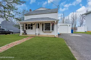 267 Phalanx Rd, Colts Neck Township, NJ 07722 - Photo 4