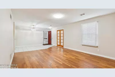 20 Austin Court #7, Freehold, NJ 07728 - Photo 10