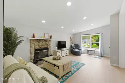 27 Brookview Lane, Manalapan Township, NJ 07726 - Photo 8