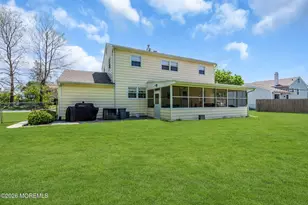15 Pinebrook Dr, Neptune Township, NJ 07753 - Photo 38