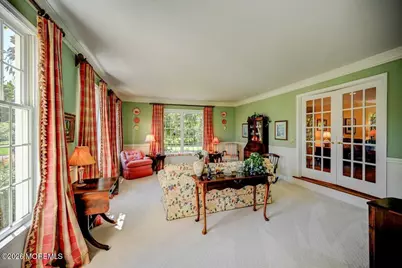242 Williamsburg Drive, Shrewsbury, NJ 07702 - Photo 4