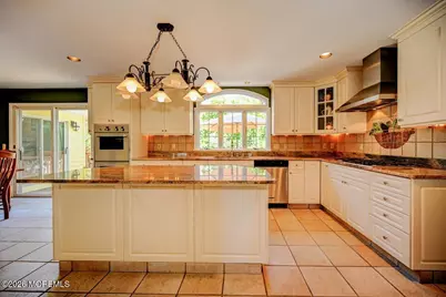 242 Williamsburg Drive, Shrewsbury, NJ 07702 - Photo 12
