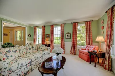 242 Williamsburg Drive, Shrewsbury, NJ 07702 - Photo 6