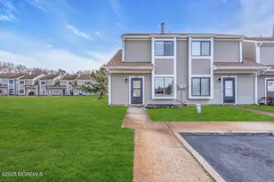 802 Sandra Pl, Brick, NJ 08724 - Photo 2