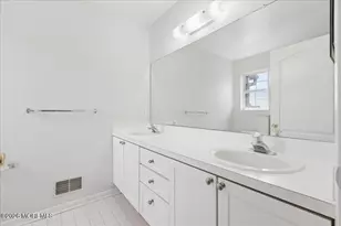 3103 Smokehouse Ct, Freehold, NJ 07728 - Photo 20