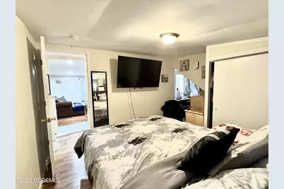 196 Milton Avenue #Apt 2, Cliffwood, NJ 07721 - Photo 8