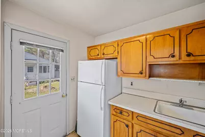 17 Michigan Avenue #B, Whiting, NJ 08759 - Photo 10
