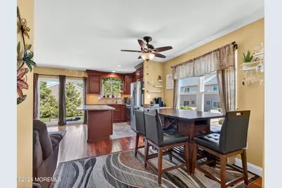 6 Lorenzo Court, Matawan, NJ 07747 - Photo 4