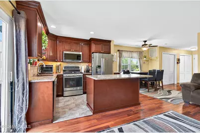 6 Lorenzo Court, Matawan, NJ 07747 - Photo 6