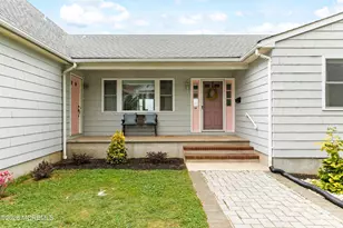 14 Harbor View Dr, Atlantic Highlands, NJ 07716 - Photo 2