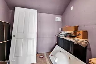 704 Front St, Union Beach, NJ 07735 - Photo 34