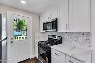 71 Bay Ave, North Middletown, NJ 07748 - Photo 12