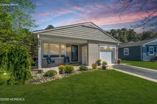137 San Carlos St, Toms River Township, NJ 08757 - Photo 2