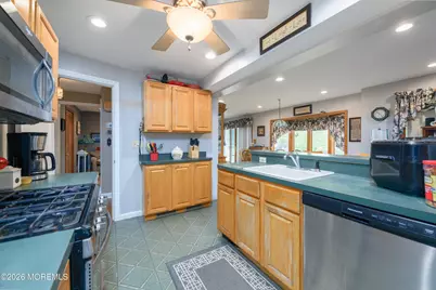 86 Robinson Place, Shrewsbury, NJ 07702 - Photo 6