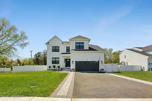 1 Melinda Ct, Bayville, NJ 08721 - Photo 2