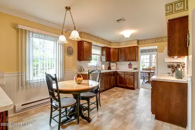 24 Carter Way, Brick, NJ 08723 - Photo 8