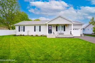 226 Pennant Ave, Beachwood, NJ 08722 - Photo 1