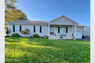 226 Pennant Avenue, Beachwood, NJ 08722 - Photo 2