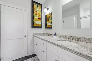 109 Hedgerow Ln, Manalapan Township, NJ 07726 - Photo 40