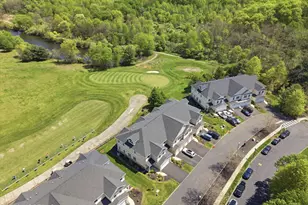 109 Hedgerow Ln, Manalapan Township, NJ 07726 - Photo 4