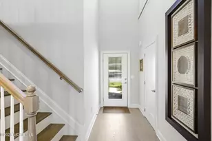 109 Hedgerow Ln, Manalapan Township, NJ 07726 - Photo 14