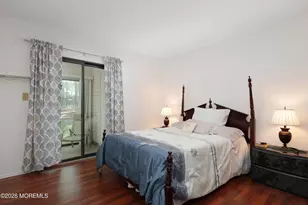 240 Medford Ct, Manalapan Township, NJ 07726 - Photo 14
