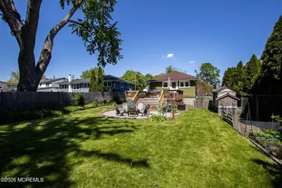 35 Academy Street, Farmingdale, NJ 07727 - Photo 20