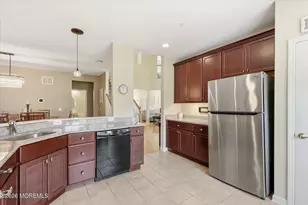 140 Melanie Wy, Manahawkin, NJ 08050 - Photo 20