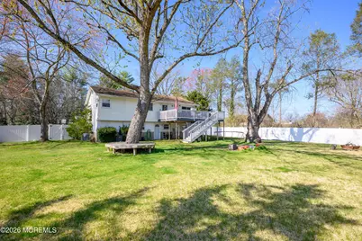 8 Holiday Road, Manalapan Township, NJ 07726 - Photo 28