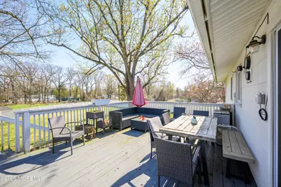 8 Holiday Road, Manalapan Township, NJ 07726 - Photo 26