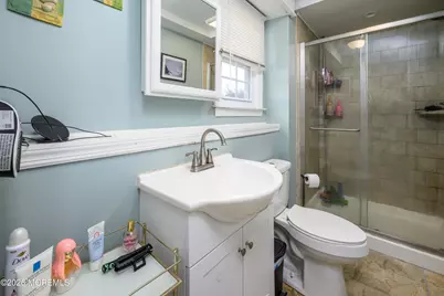 8 Holiday Road, Manalapan Township, NJ 07726 - Photo 24