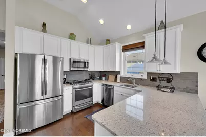 1903 W Pennsylvania Avenue, Ortley Beach, NJ 08751 - Photo 4