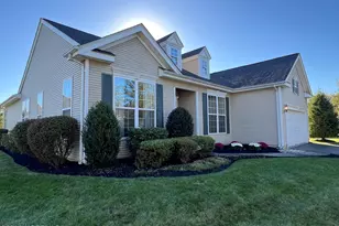 33 Bunker Hill Dr, Allentown, NJ 08501 - Photo 2