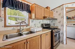 9 Kay Ln, Howell Township, NJ 07731 - Photo 10