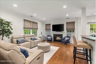 8 Fells Dr, Manalapan Township, NJ 07726 - Photo 8