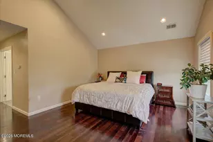8 Fells Dr, Manalapan Township, NJ 07726 - Photo 20