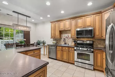 8 Fells Drive, Manalapan Township, NJ 07726 - Photo 12
