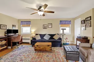 147 Manor Dr, Red Bank, NJ 07701 - Photo 8
