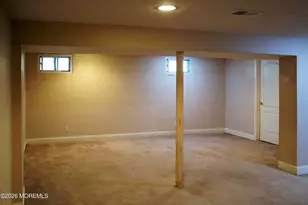9 Lawrence Pl, Freehold, NJ 07728 - Photo 12