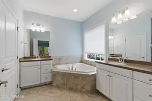 70 E Bosworth Blvd, Farmingdale, NJ 07727 - Photo 24