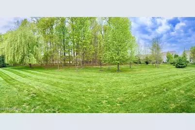 70 E Bosworth Boulevard, Farmingdale, NJ 07727 - Photo 40