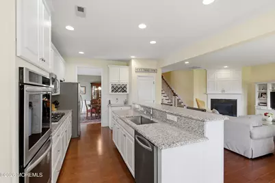 70 E Bosworth Boulevard, Farmingdale, NJ 07727 - Photo 16
