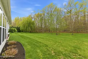 70 E Bosworth Blvd, Farmingdale, NJ 07727 - Photo 38